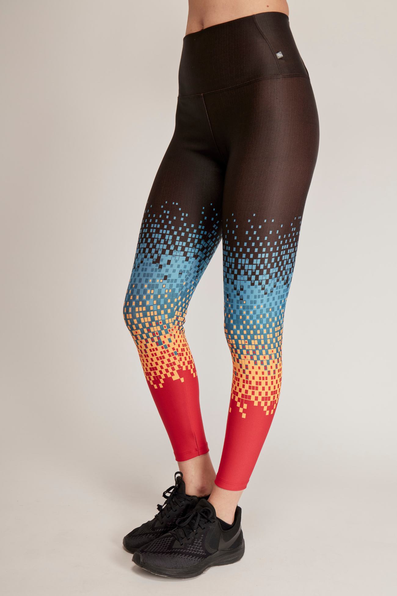 gymco_legging-peaceful_11-25-2023__picture-2598