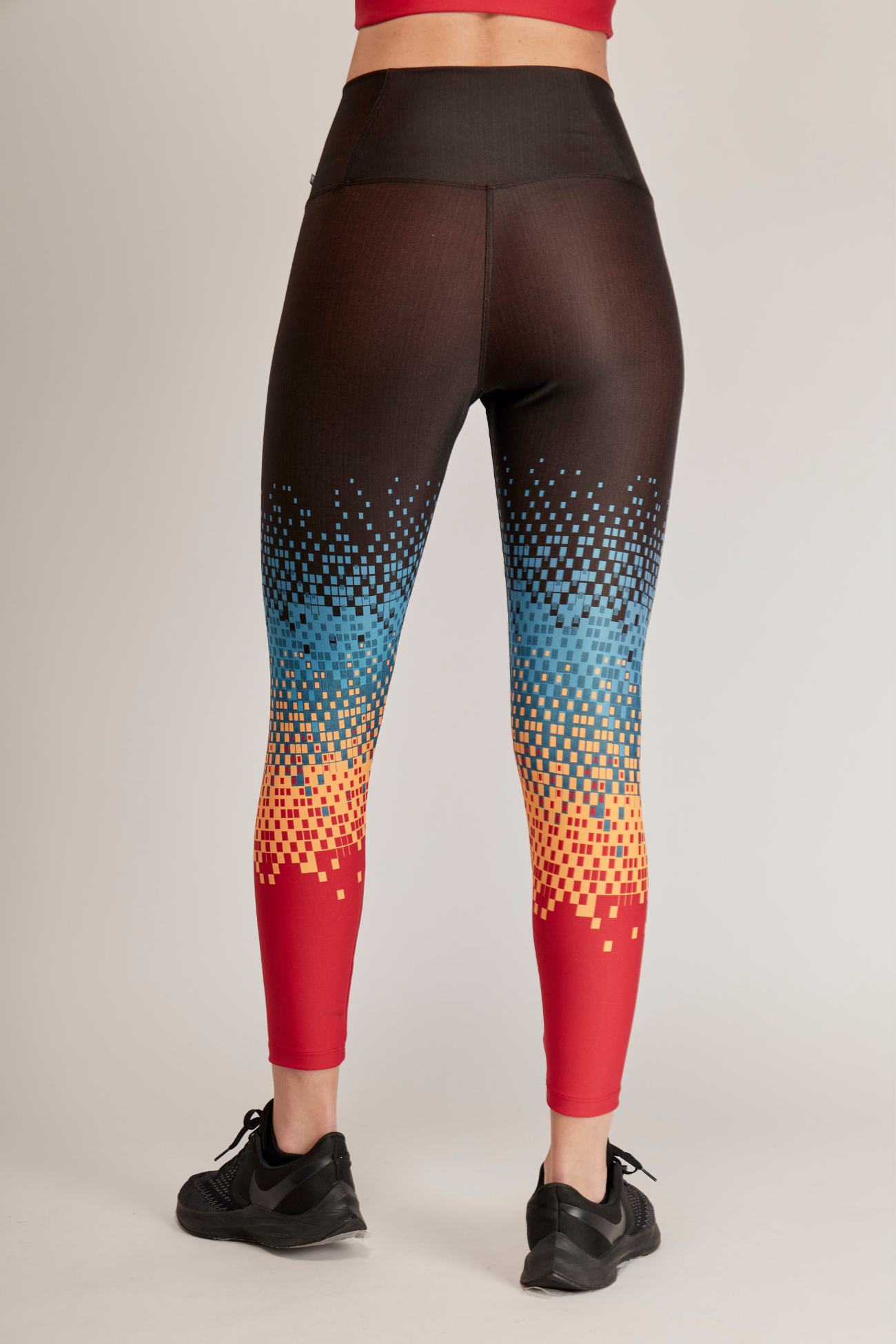 gymco_legging-peaceful_11-25-2023__picture-2600